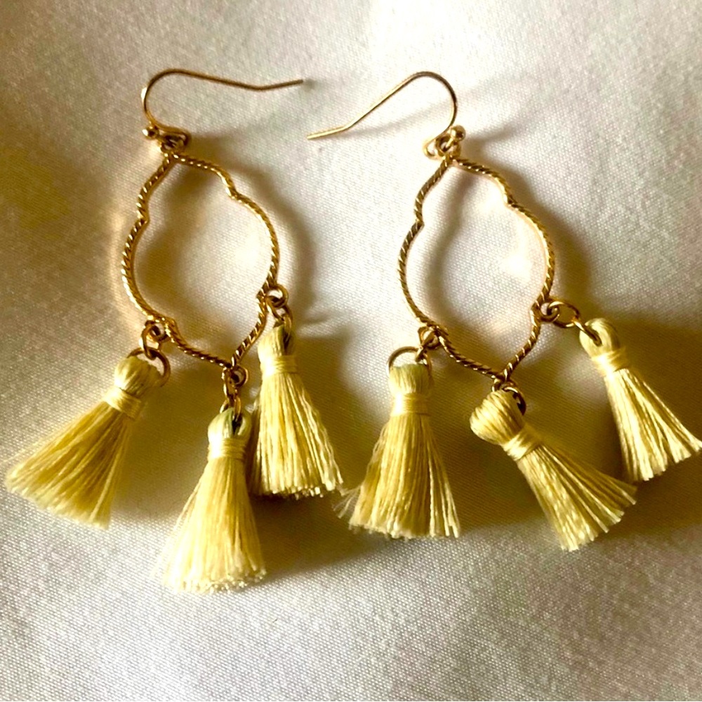 New Boho Gold Tassel Earrings So Pretty!